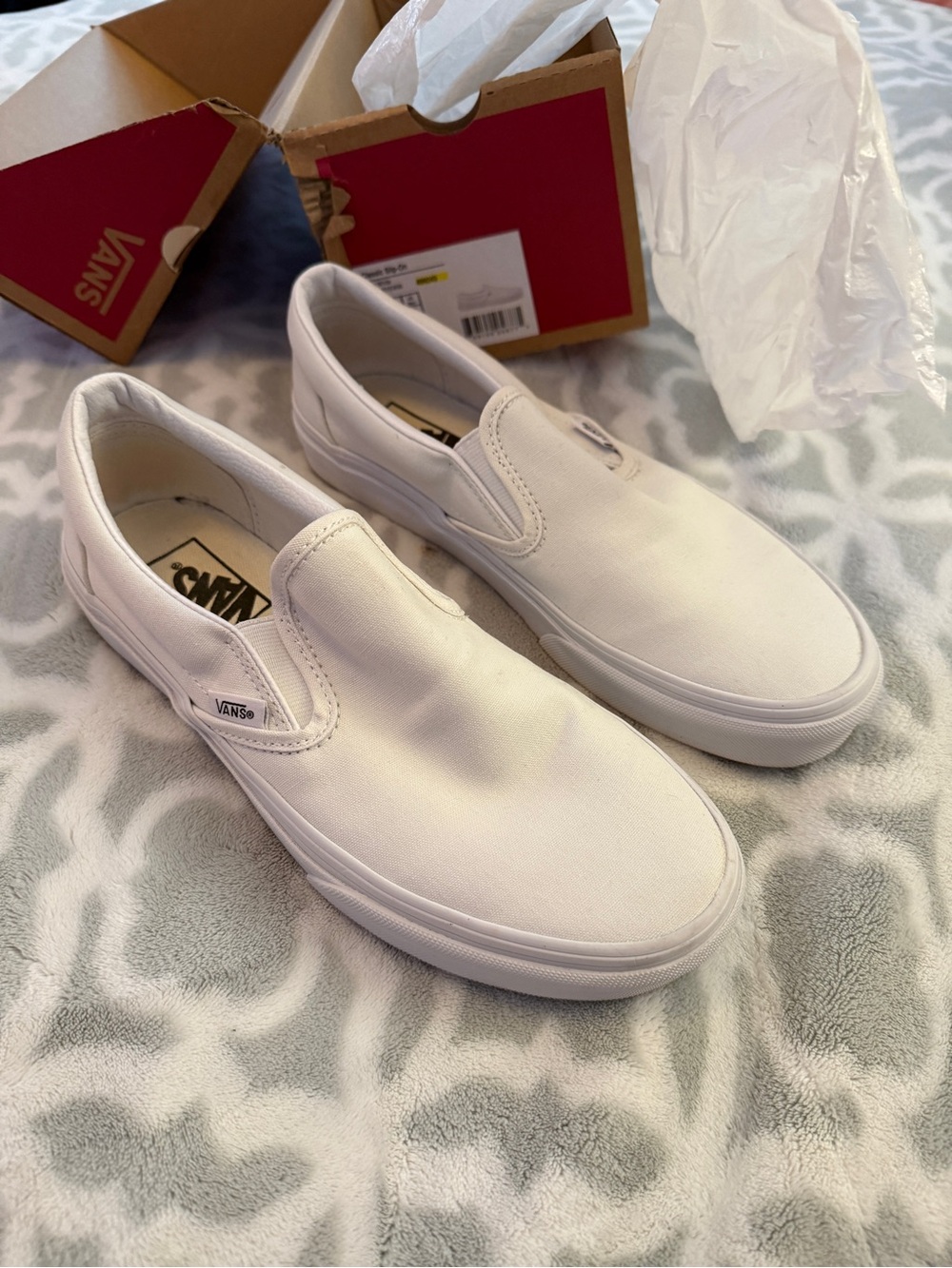Vans Classic Slip-On Canvas Sneakers - White -Women’s Size 9